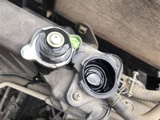 三菱ふそうキャンター平ボディ小型（2t・3t）[写真20]