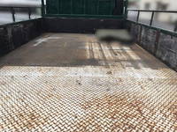 三菱ふそうキャンター平ボディ小型（2t・3t）[写真06]