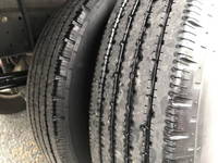 三菱ふそうキャンター平ボディ小型（2t・3t）[写真08]