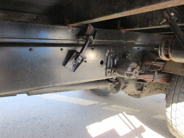 UDトラックスコンドルクレーン5段増トン（6t・8t）[写真17]