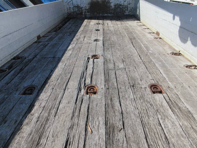 UDトラックスコンドルクレーン5段増トン（6t・8t）[写真07]