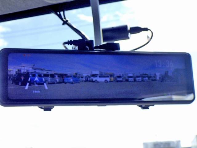 三菱ふそうキャンターアルミブロック小型（2t・3t）[写真12]