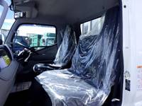 三菱ふそうキャンターアルミブロック小型（2t・3t）[写真09]