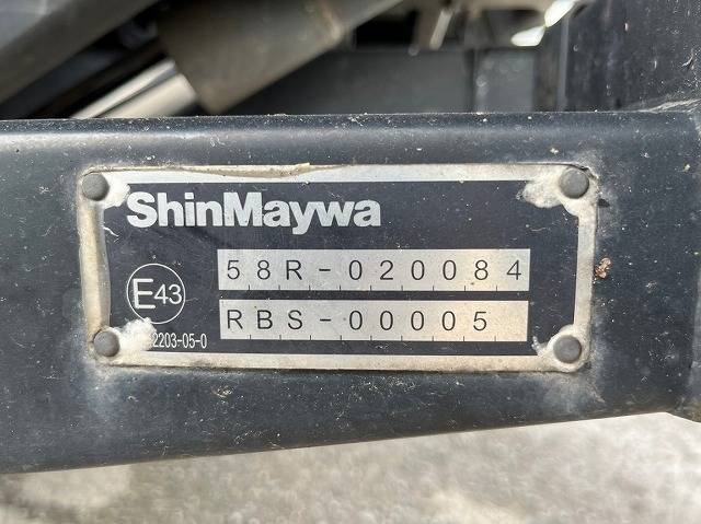 三菱ふそうキャンターアルミバン小型（2t・3t）[写真11]