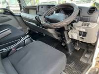 三菱ふそうキャンターアルミバン小型（2t・3t）[写真20]