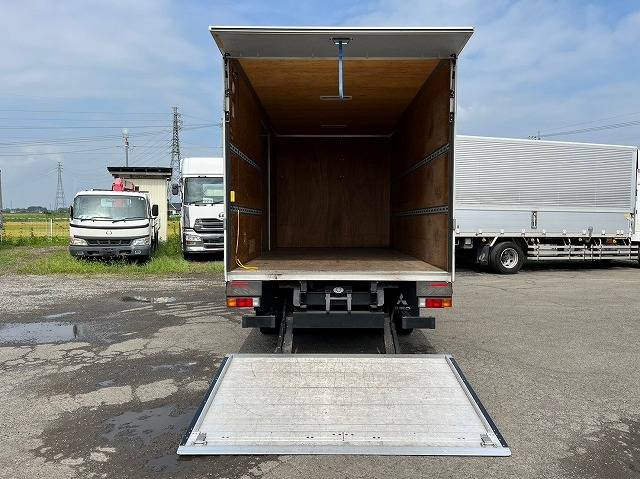 三菱ふそうキャンターアルミバン小型（2t・3t）[写真09]