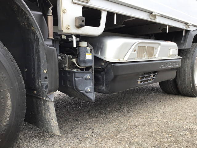 トヨタトヨエース平ボディ小型（2t・3t）[写真17]