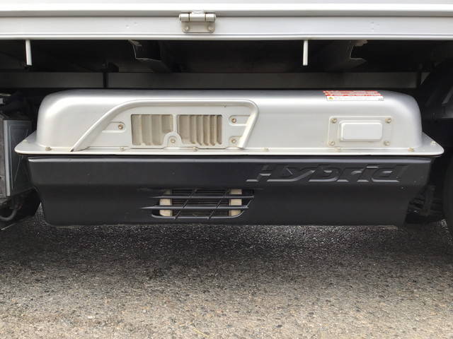 トヨタトヨエース平ボディ小型（2t・3t）[写真19]