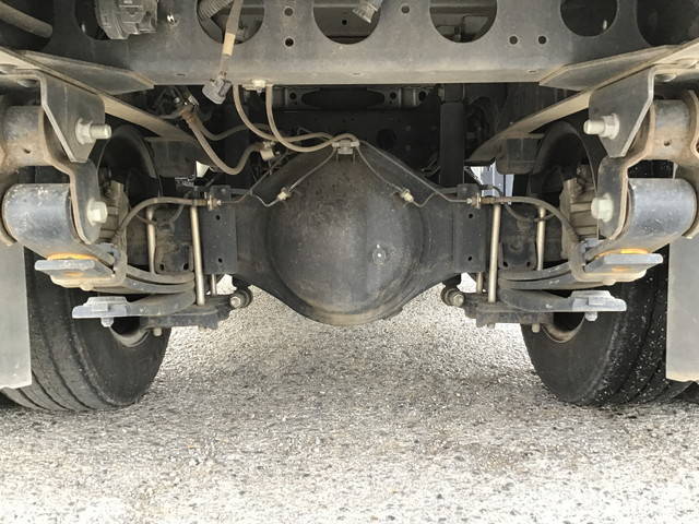 トヨタトヨエース平ボディ小型（2t・3t）[写真23]