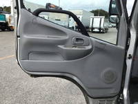 トヨタトヨエース平ボディ小型（2t・3t）[写真28]