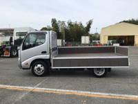 トヨタトヨエース平ボディ小型（2t・3t）[写真06]