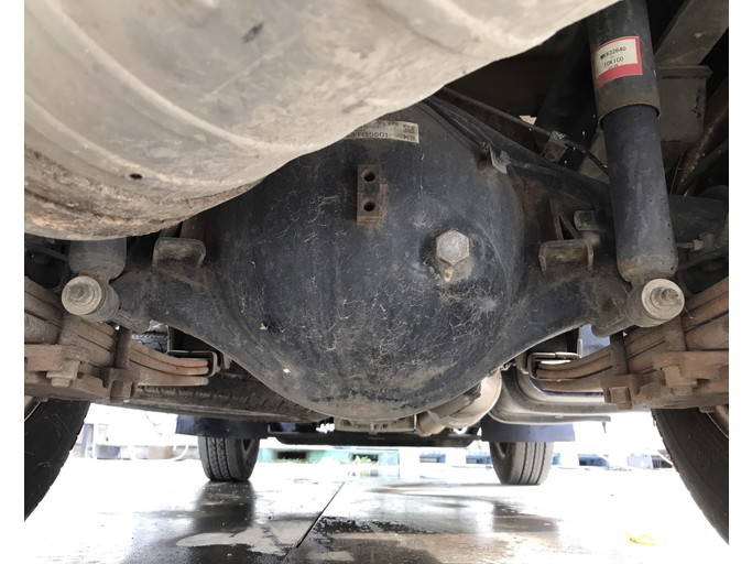 三菱ふそうキャンター平ボディ小型（2t・3t）[写真26]