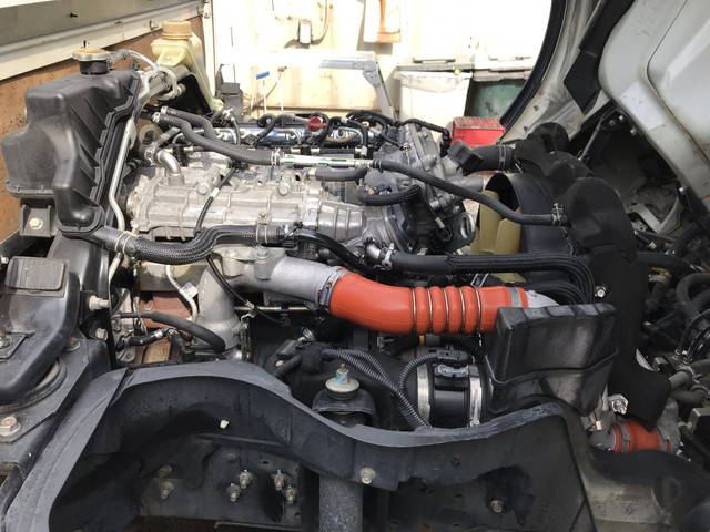 三菱ふそうキャンター平ボディ小型（2t・3t）[写真27]