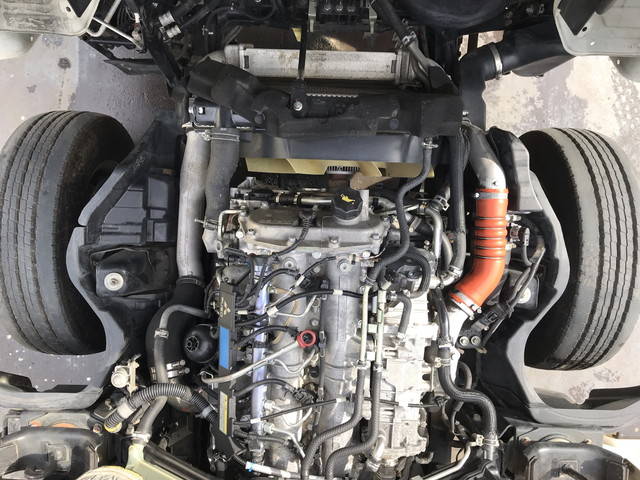 三菱ふそうキャンター平ボディ小型（2t・3t）[写真29]