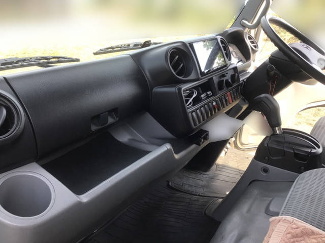 トヨタダイナパネルバン小型（2t・3t）[写真28]