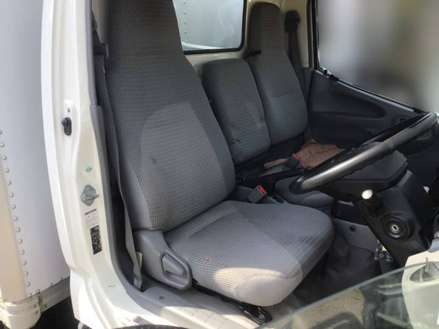 トヨタダイナパネルバン小型（2t・3t）[写真30]