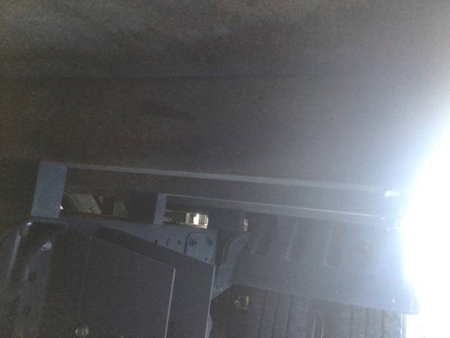 三菱ふそうキャンター平ボディ小型（2t・3t）[写真10]