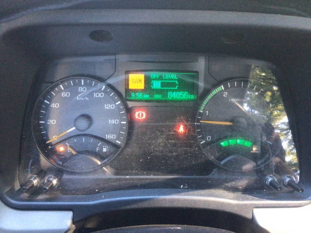 三菱ふそうキャンター平ボディ小型（2t・3t）[写真24]