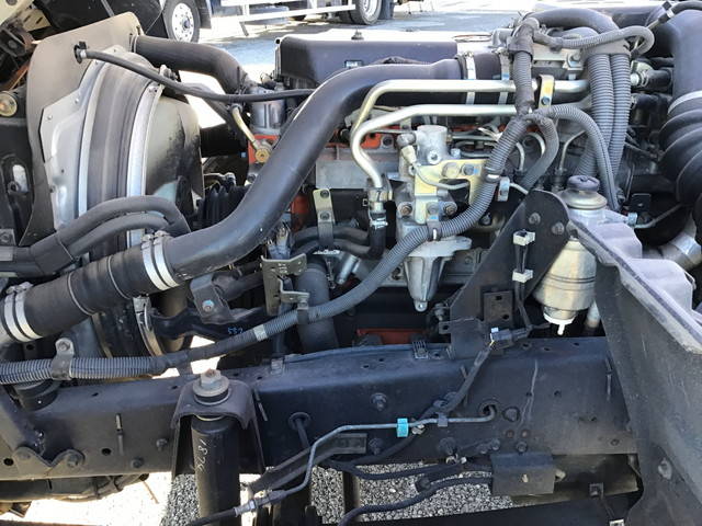 いすゞフォワードセルフクレーン4段増トン（6t・8t）[写真26]