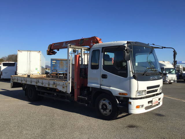 いすゞフォワードセルフクレーン4段増トン（6t・8t）[写真03]