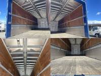 いすゞギガアルミウイング大型（10t）[写真11]