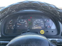 いすゞギガアルミウイング大型（10t）[写真35]