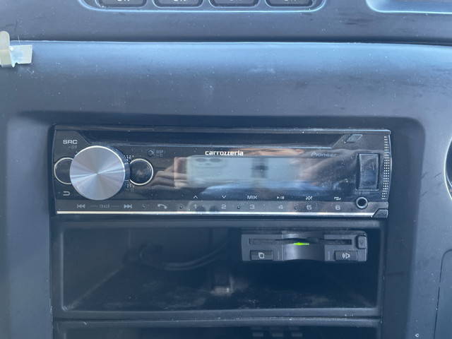 いすゞギガアルミウイング大型（10t）[写真38]