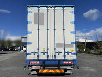 いすゞギガアルミウイング大型（10t）[写真08]