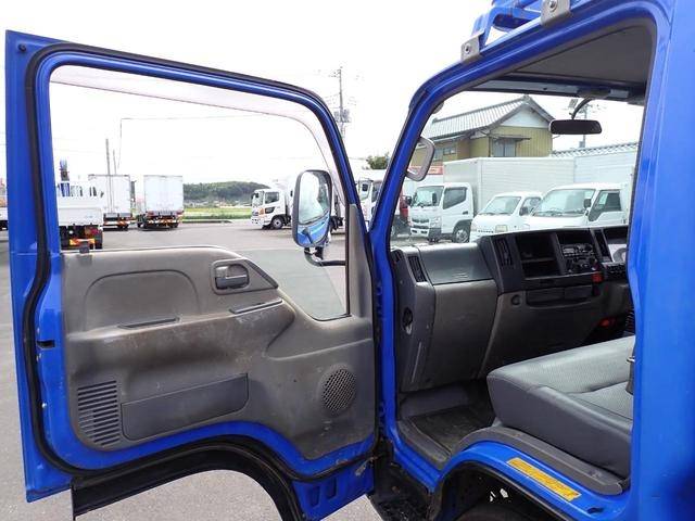 いすゞエルフローダーダンプ小型（2t・3t）[写真12]