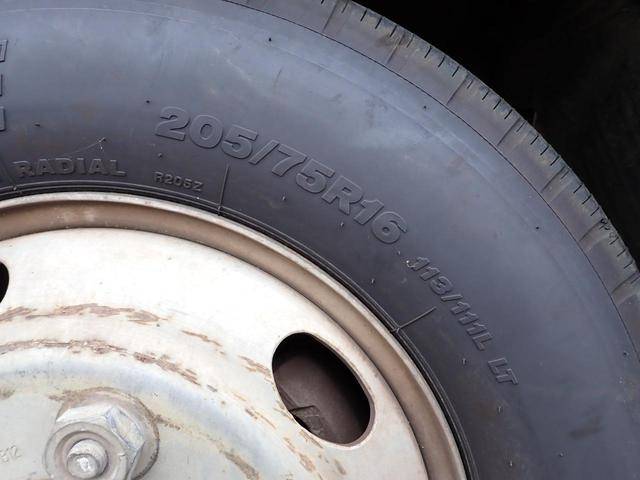 いすゞエルフローダーダンプ小型（2t・3t）[写真28]