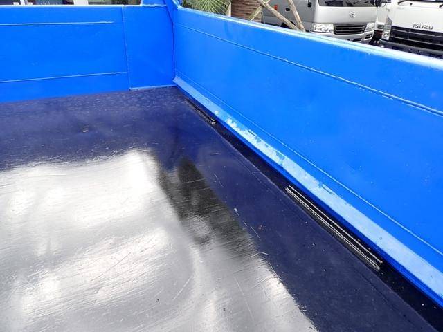 いすゞエルフローダーダンプ小型（2t・3t）[写真30]