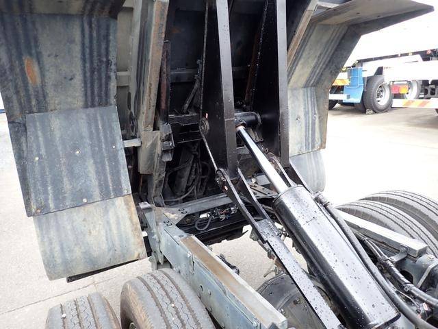 いすゞエルフローダーダンプ小型（2t・3t）[写真35]