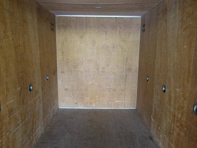 三菱ふそうキャンターアルミバン小型（2t・3t）[写真10]