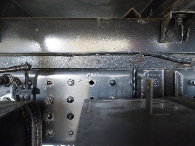 三菱ふそうキャンターアルミバン小型（2t・3t）[写真14]