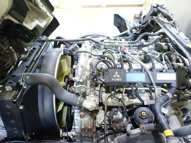 三菱ふそうキャンターアルミバン小型（2t・3t）[写真20]