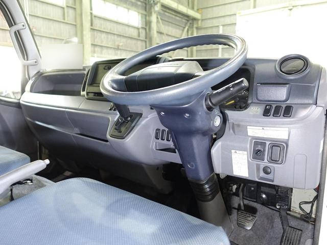 三菱ふそうキャンターアルミバン小型（2t・3t）[写真26]