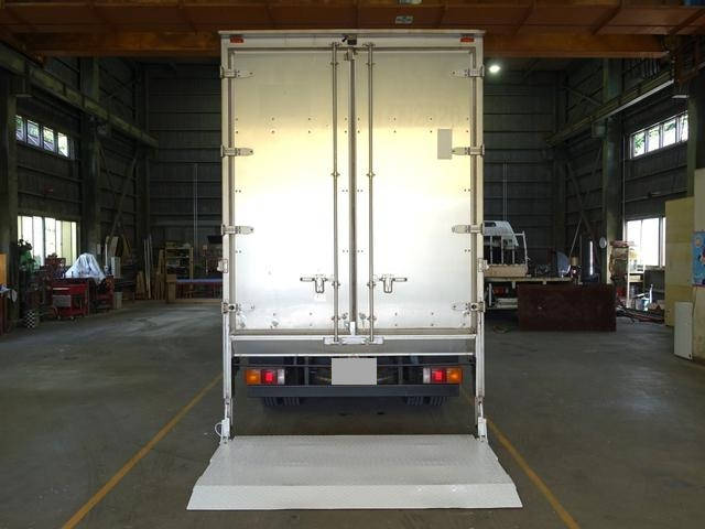 三菱ふそうキャンターアルミバン小型（2t・3t）[写真07]