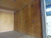 三菱ふそうキャンターアルミバン小型（2t・3t）[写真10]