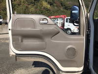 いすゞエルフ平ボディ小型（2t・3t）[写真20]