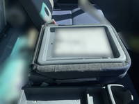 三菱ふそうキャンターアルミウイング小型（2t・3t）[写真34]