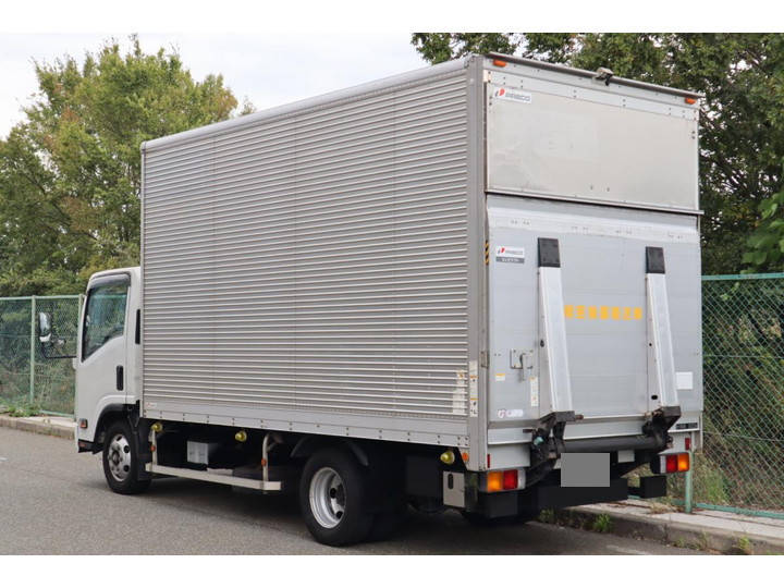 マツダタイタンアルミバン小型（2t・3t）[写真02]