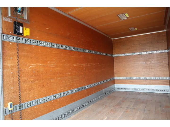 マツダタイタンアルミバン小型（2t・3t）[写真31]