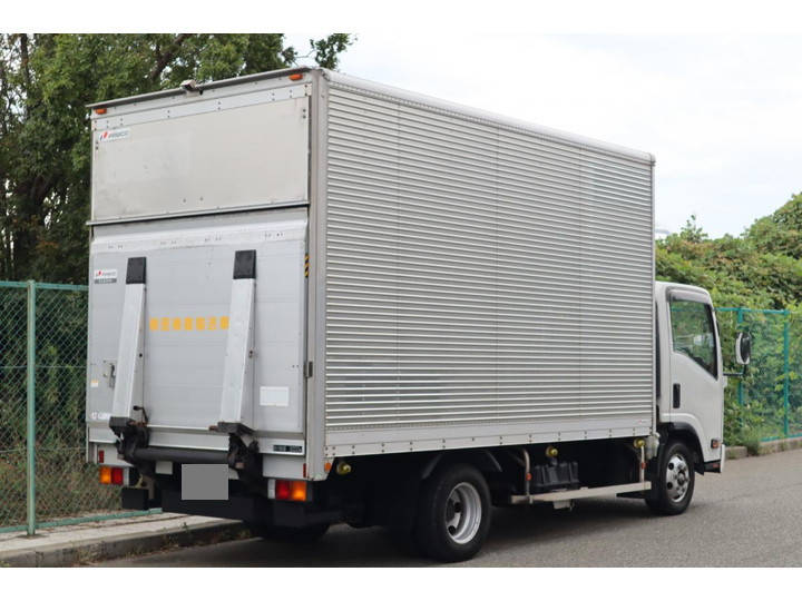 マツダタイタンアルミバン小型（2t・3t）[写真04]