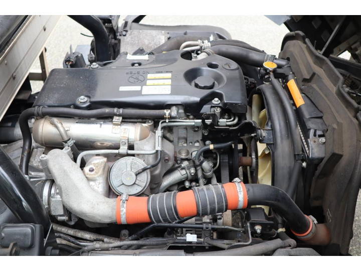 マツダタイタンアルミバン小型（2t・3t）[写真06]