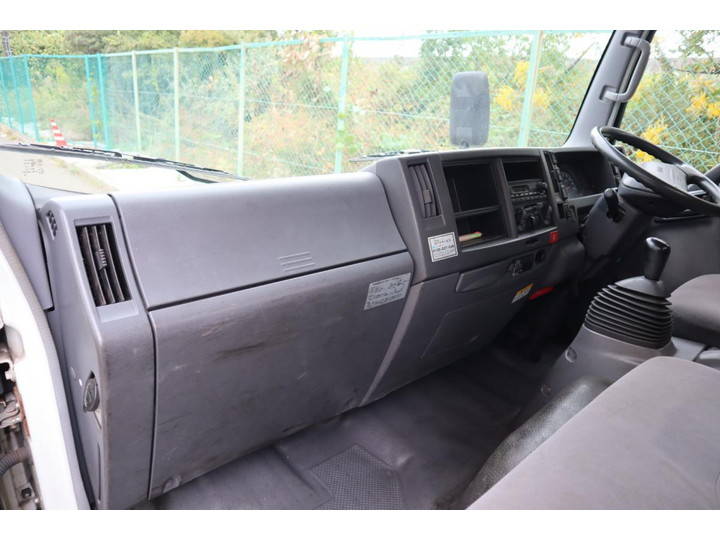 マツダタイタンアルミバン小型（2t・3t）[写真08]