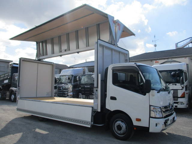 日野デュトロアルミウイング小型（2t・3t）2RG-XZU722M [写真01]