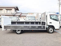 三菱ふそうキャンター平ボディ小型（2t・3t）[写真10]