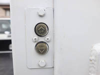 三菱ふそうキャンター平ボディ小型（2t・3t）[写真13]