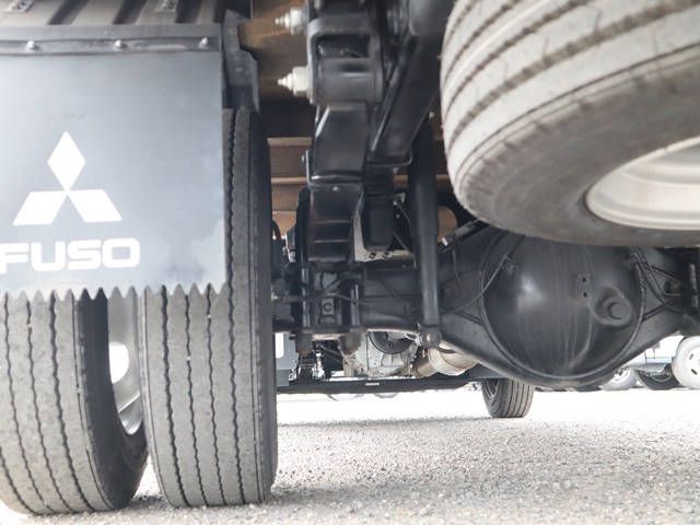 三菱ふそうキャンター平ボディ小型（2t・3t）[写真28]