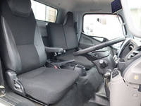 三菱ふそうキャンター平ボディ小型（2t・3t）[写真32]